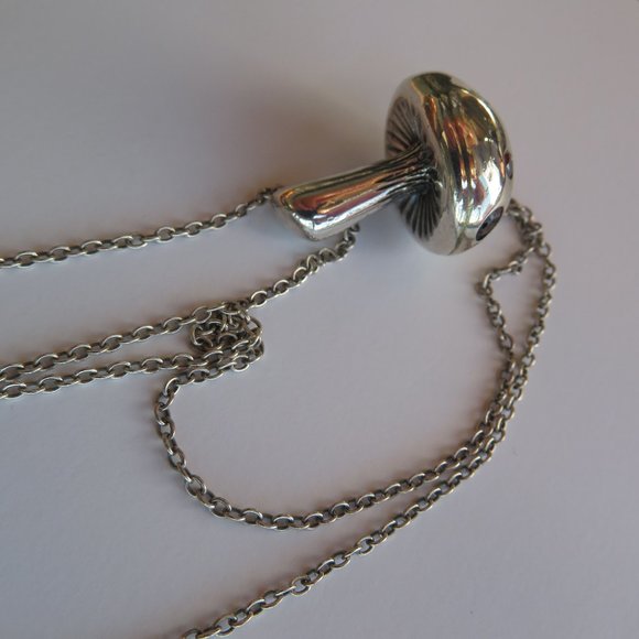 Elizabeth And James Large Mushroom Pendant On Chain Sterling Silver CZ - Picture 7 of 16